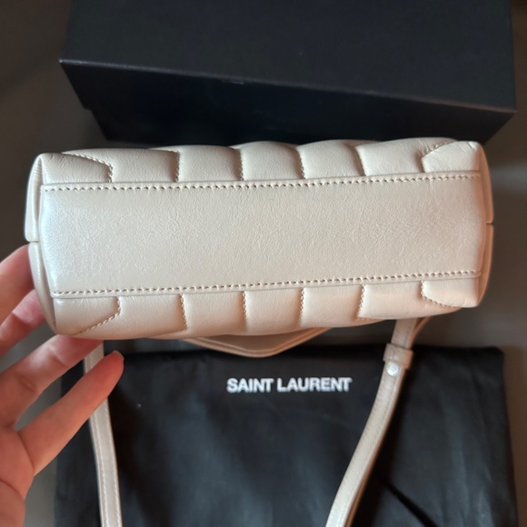 YSL Loulou Toy - Picture 6 of 17